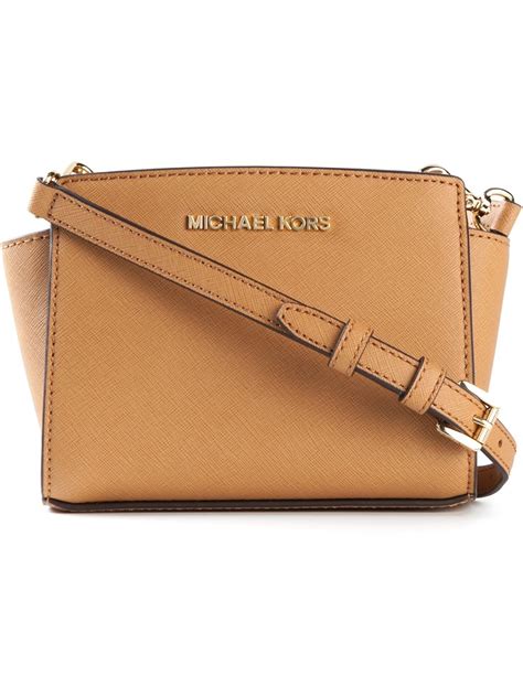 mini crossbody selma michael kors|Michael Kors small tote crossbody.